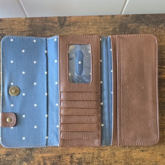 Loungefly Blue and Brown Wallet with Captain American Shield and Flag Design - Picture 5 of 5